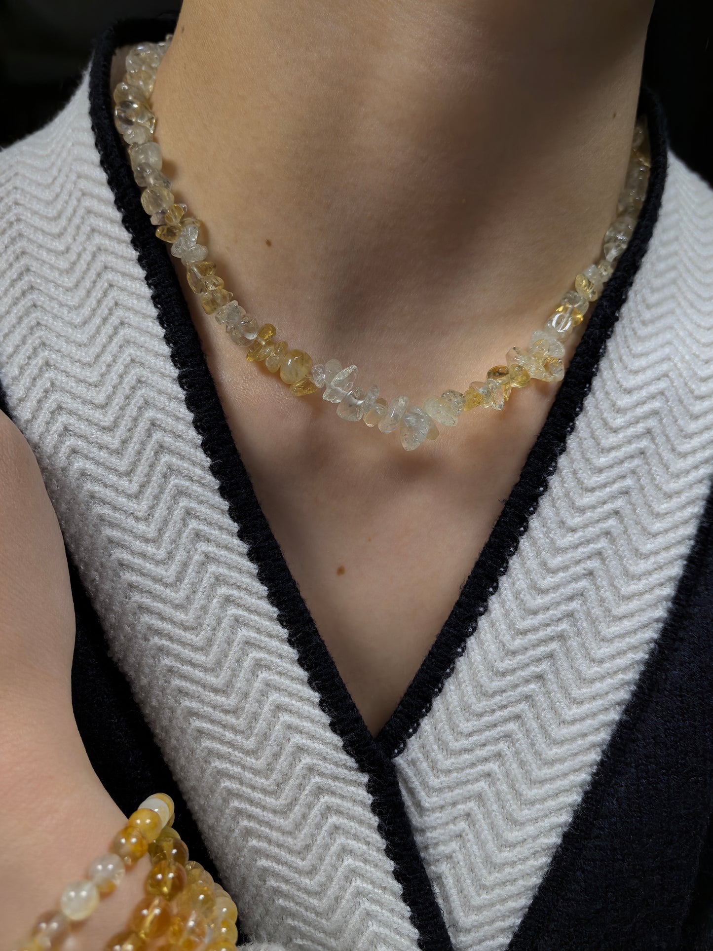 Qiu'er Jewelry Citrine Crushed Stone Necklace: Citrine Necklace | Bringing Wealth and Fortune | Stone of Fortune | Enhance Confidence | Healing Energy Bracelet